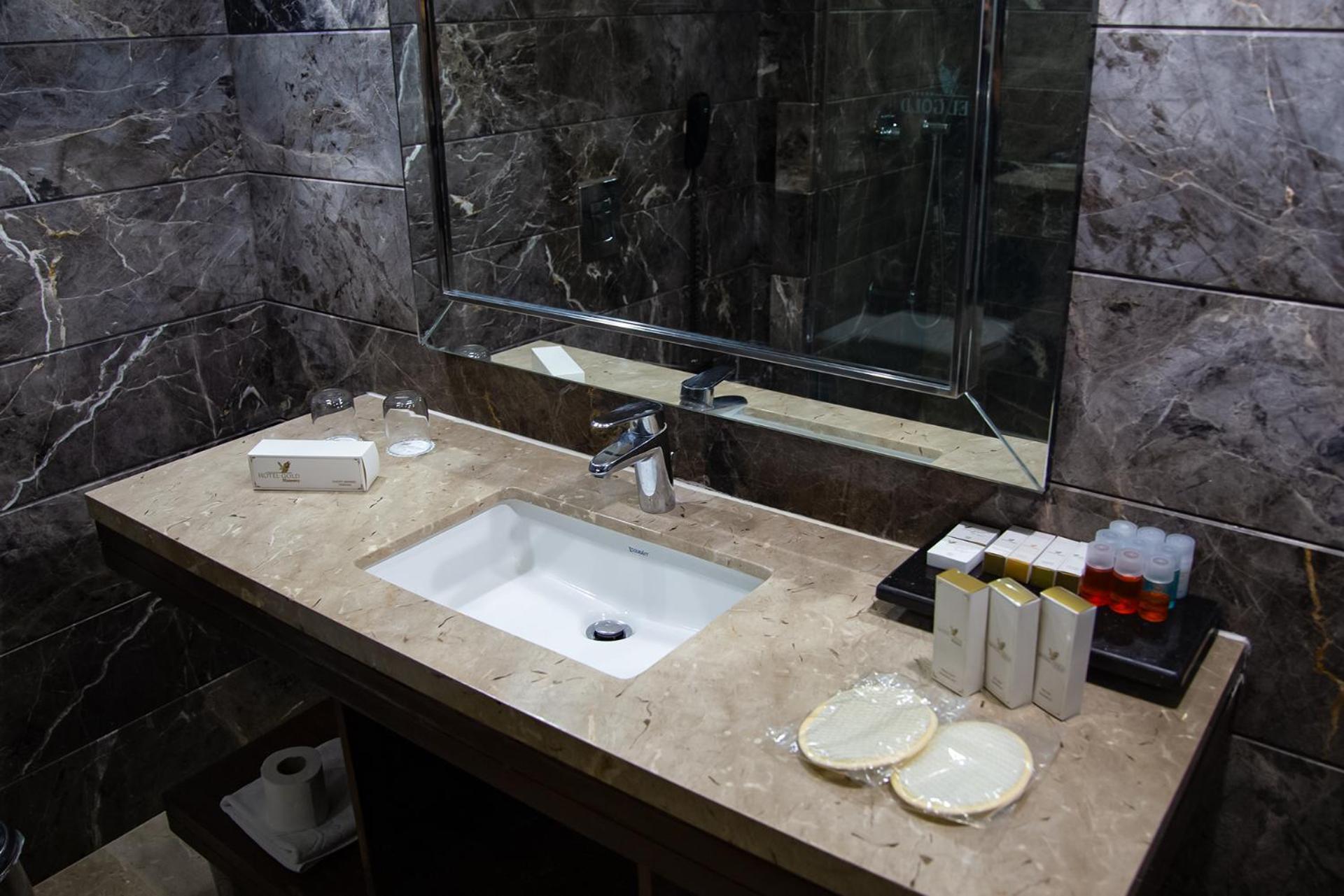 Gold Majesty Hotel Бурса Екстериор снимка