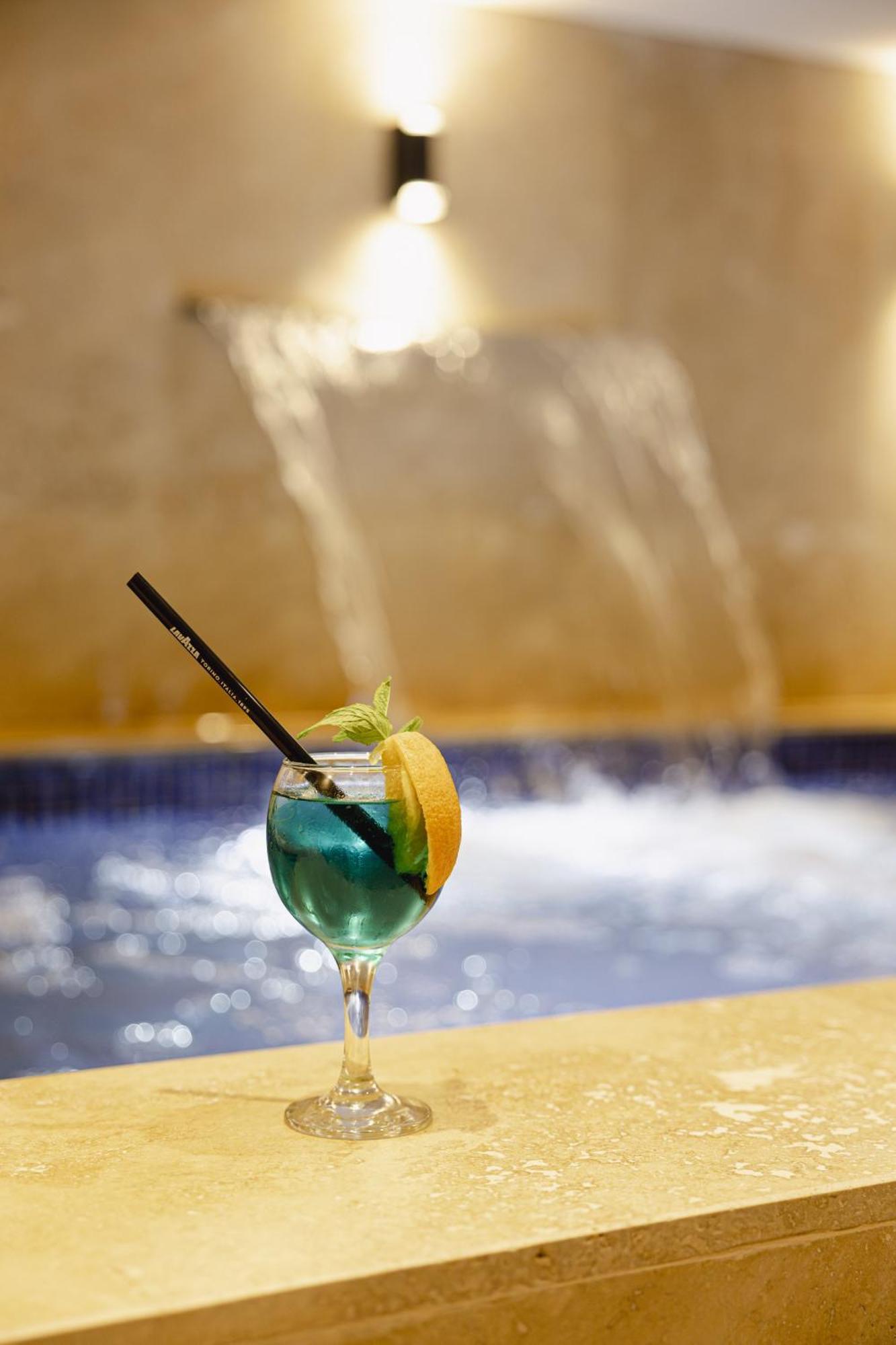 Gold Majesty Hotel Бурса Екстериор снимка